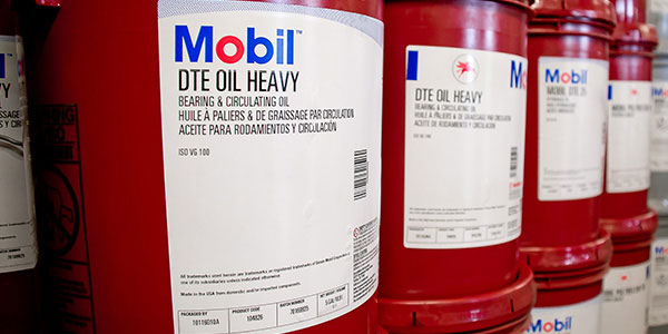 Red 5 Gal Pails of Mobil lubricant DTE Oil Heavy product